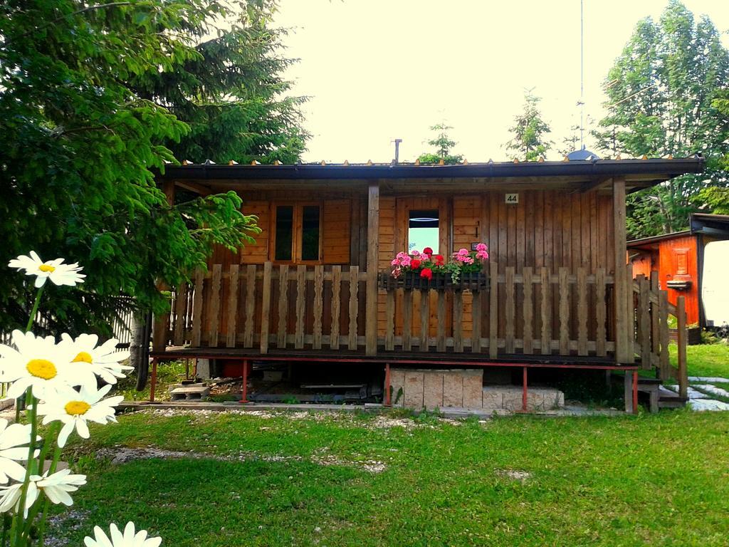 Campeggio Branchetto Bosco Chiesanuova Exterior foto