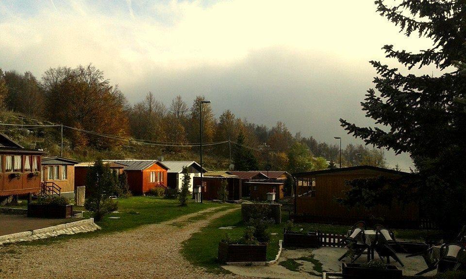 Campeggio Branchetto Bosco Chiesanuova Exterior foto